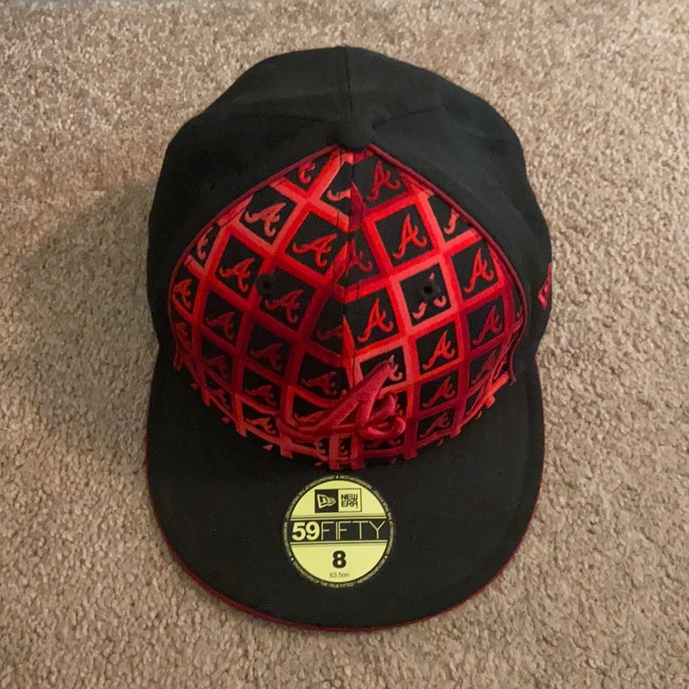 New Era fitted Atlanta hat.